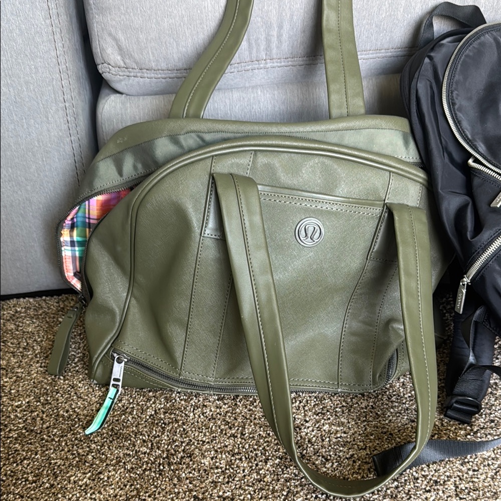 Lululemon OM FOR ONE BAG